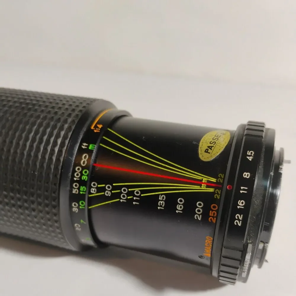Rokinon Camera Lens 1:4.5 80-200mm